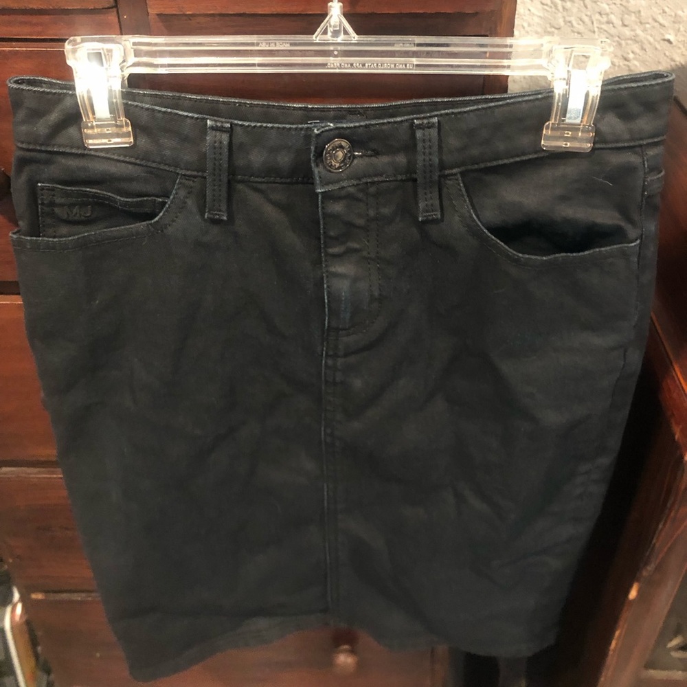 Marc by Marc Jacobs, size 4, blk, coated denim pencil skit